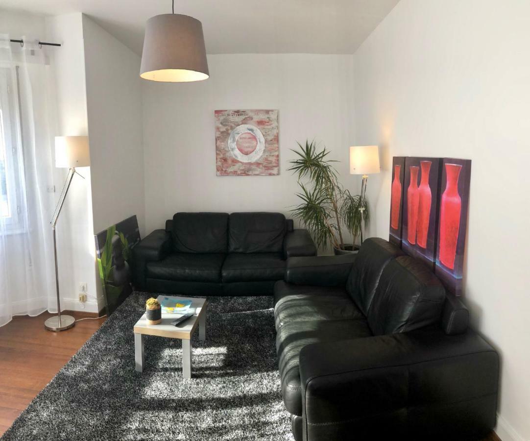 Grand 3 Pieces Stationnement Gratuit Dans La Rue Strasbourg Exterior photo