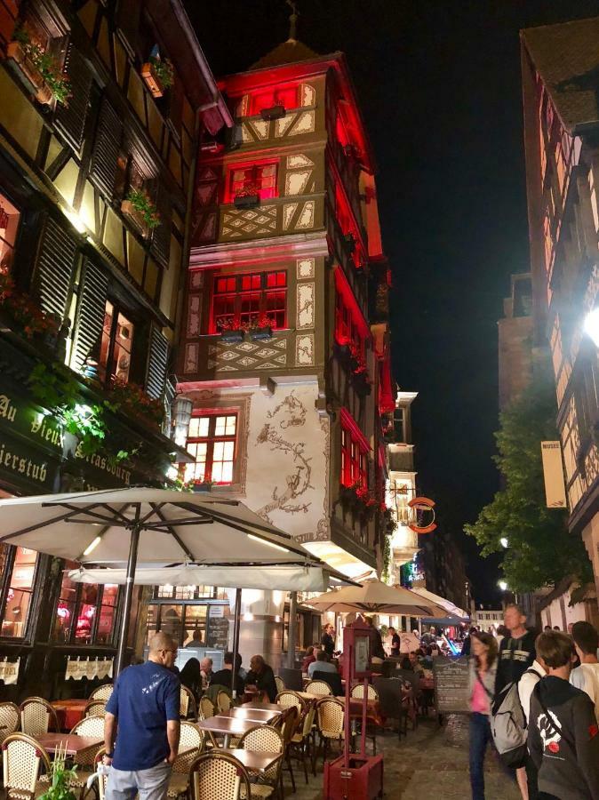 Grand 3 Pieces Stationnement Gratuit Dans La Rue Strasbourg Exterior photo