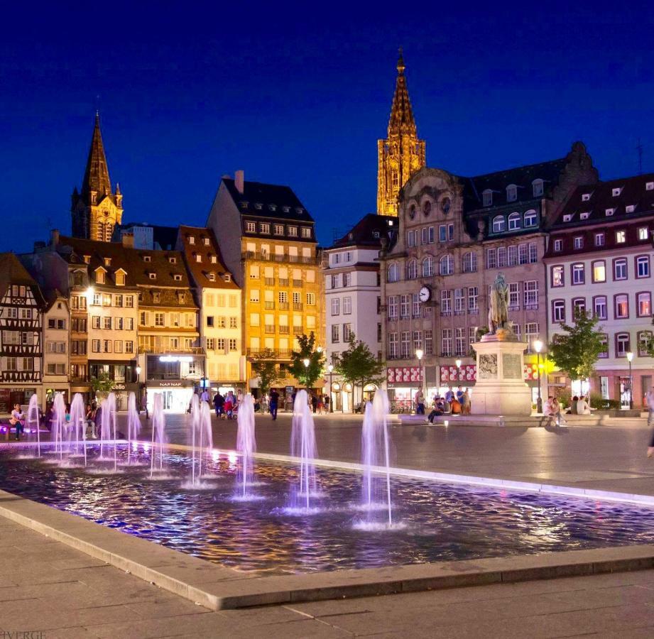 Grand 3 Pieces Stationnement Gratuit Dans La Rue Strasbourg Exterior photo