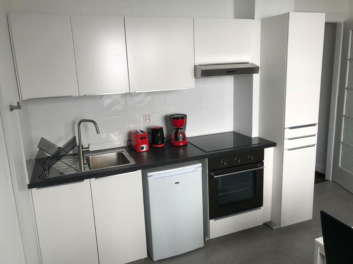 Grand 3 Pieces Stationnement Gratuit Dans La Rue Strasbourg Exterior photo